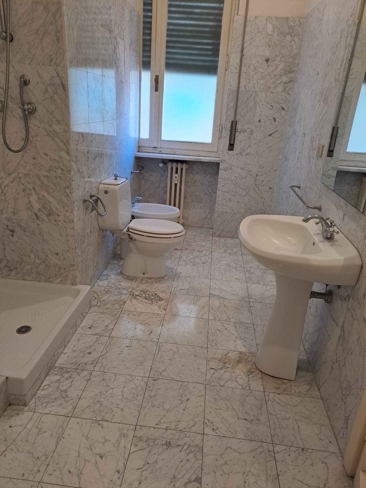 Centro Residenziale, 3 Bedrooms Bedrooms, ,2 BathroomsBathrooms,Appartamento,Vendita,1399