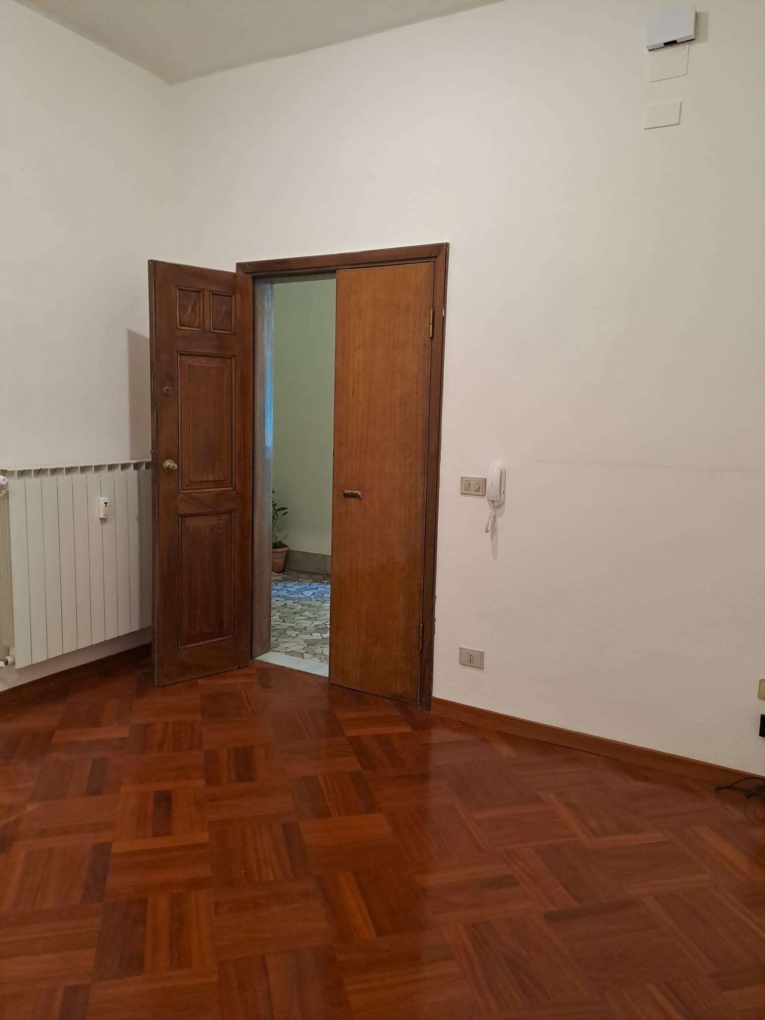 Centro Residenziale, 3 Bedrooms Bedrooms, ,2 BathroomsBathrooms,Appartamento,Vendita,1399