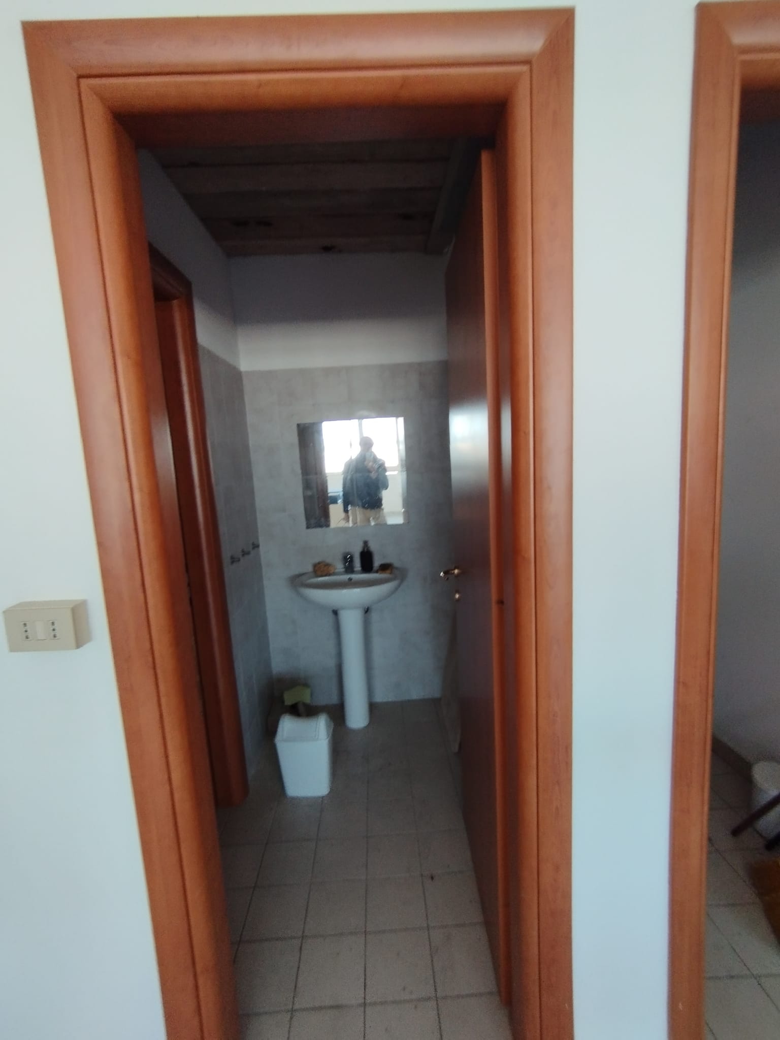 Periferia Nord, 1 Camera da Letto Bedrooms, 1 Stanza Rooms,1 BagnoBathrooms,Ufficio,Vendita,1400