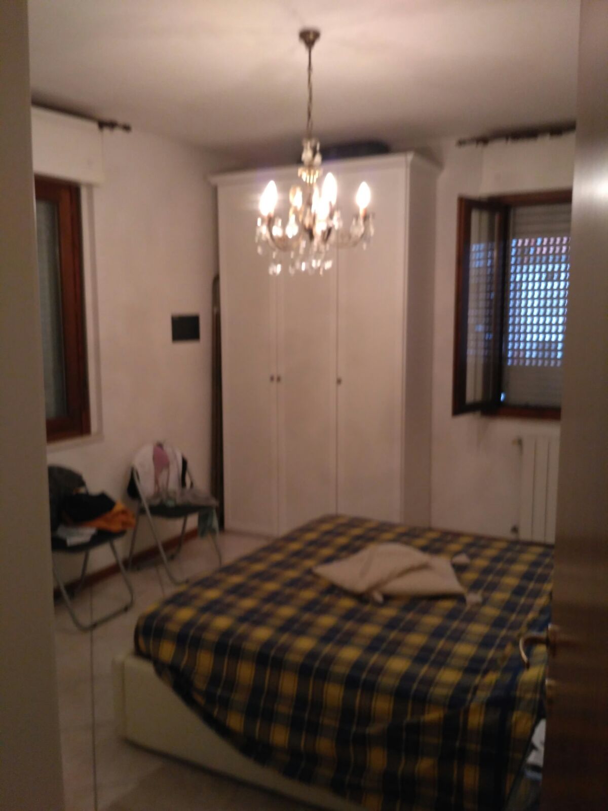 Periferia Sud, 4 Bedrooms Bedrooms, ,2 BathroomsBathrooms,Appartamento,Vendita,1405