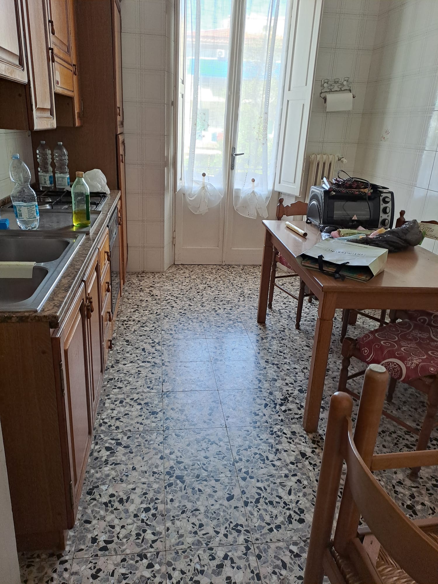 Periferia Sud, 4 Bedrooms Bedrooms, ,2 BathroomsBathrooms,Appartamento,Vendita,1409