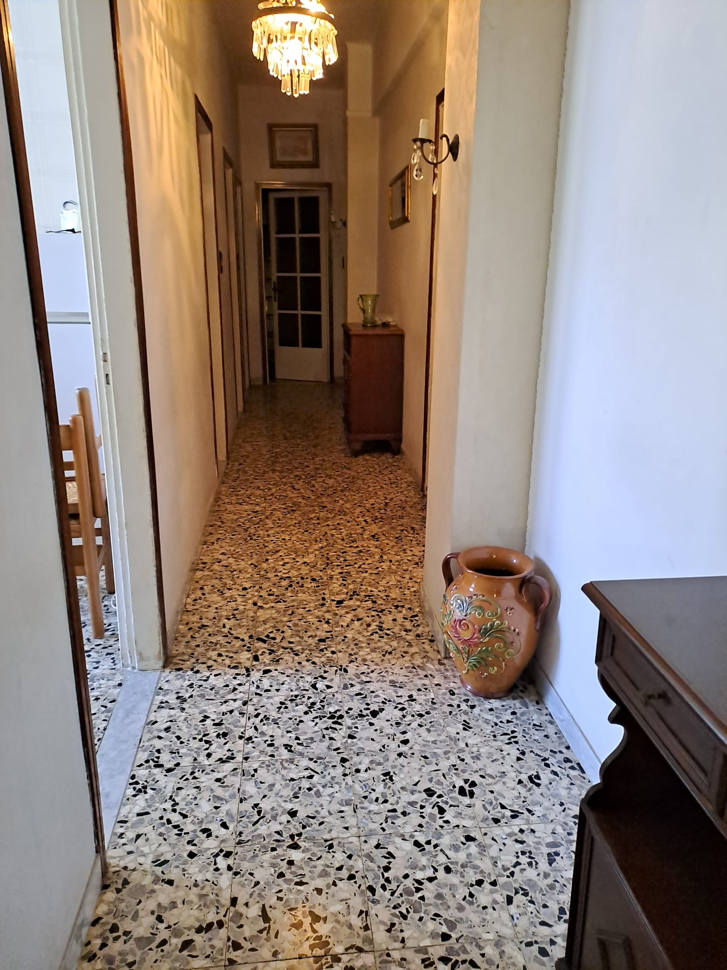 Periferia Sud, 4 Bedrooms Bedrooms, ,2 BathroomsBathrooms,Appartamento,Vendita,1409