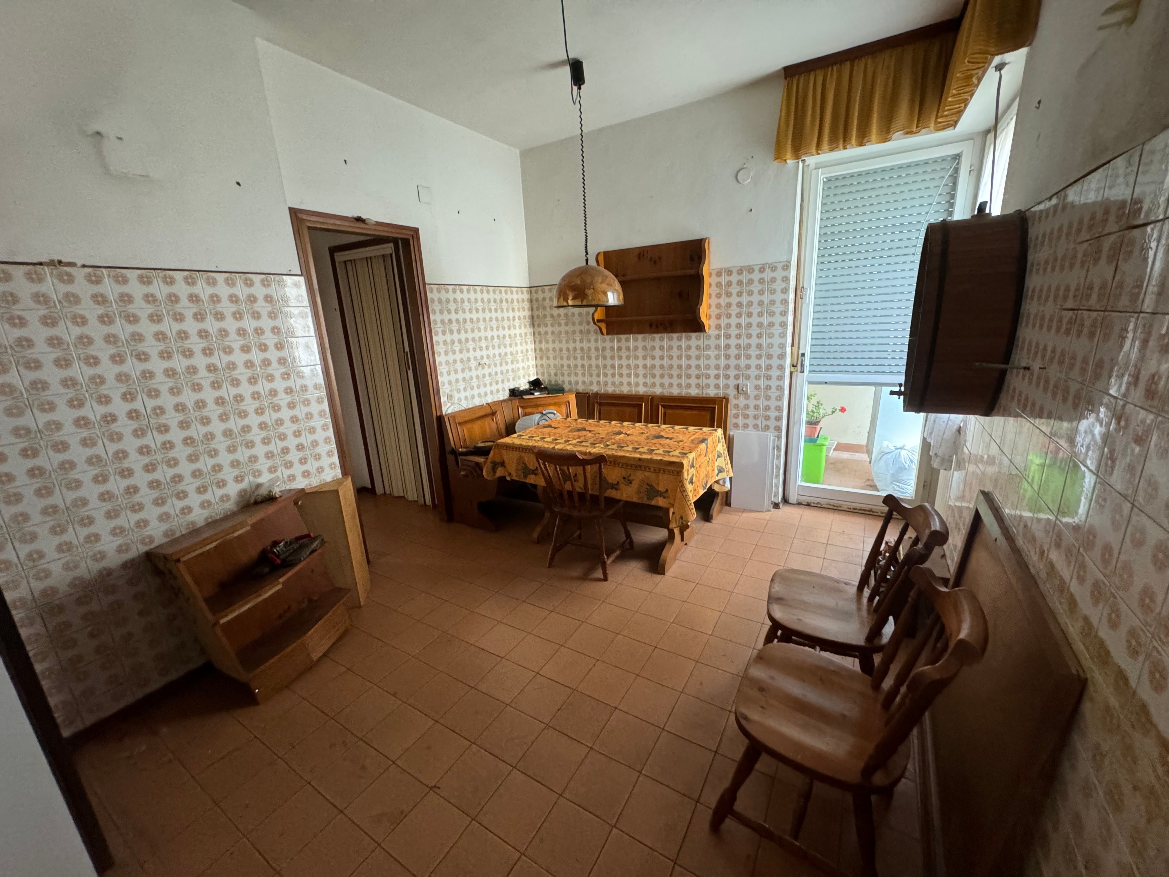 Periferia Sud, 3 Bedrooms Bedrooms, ,2 BathroomsBathrooms,Appartamento,Vendita,1420