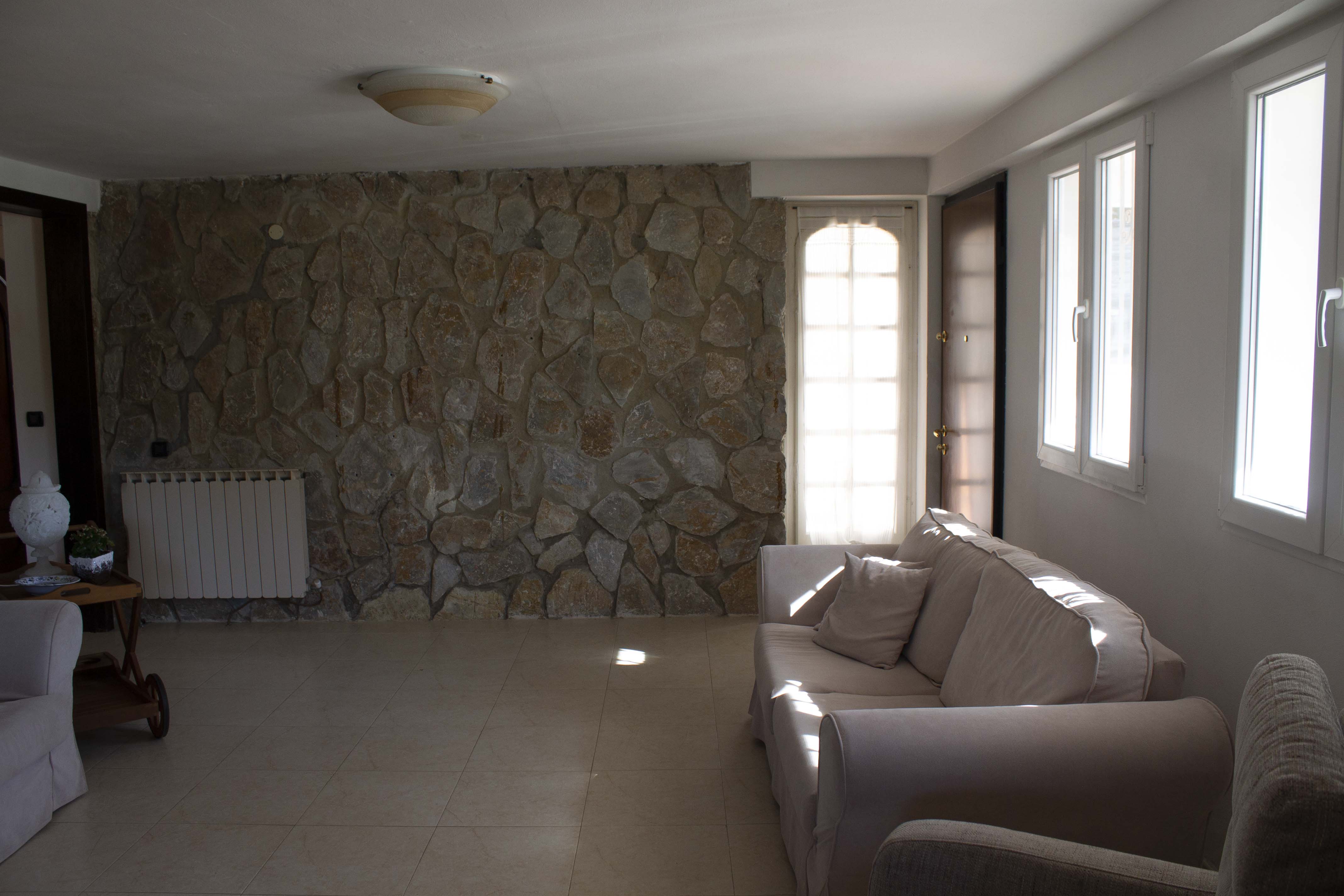 Periferia Sud, 5 Bedrooms Bedrooms, ,2 BathroomsBathrooms,Indipendente,Vendita,1424