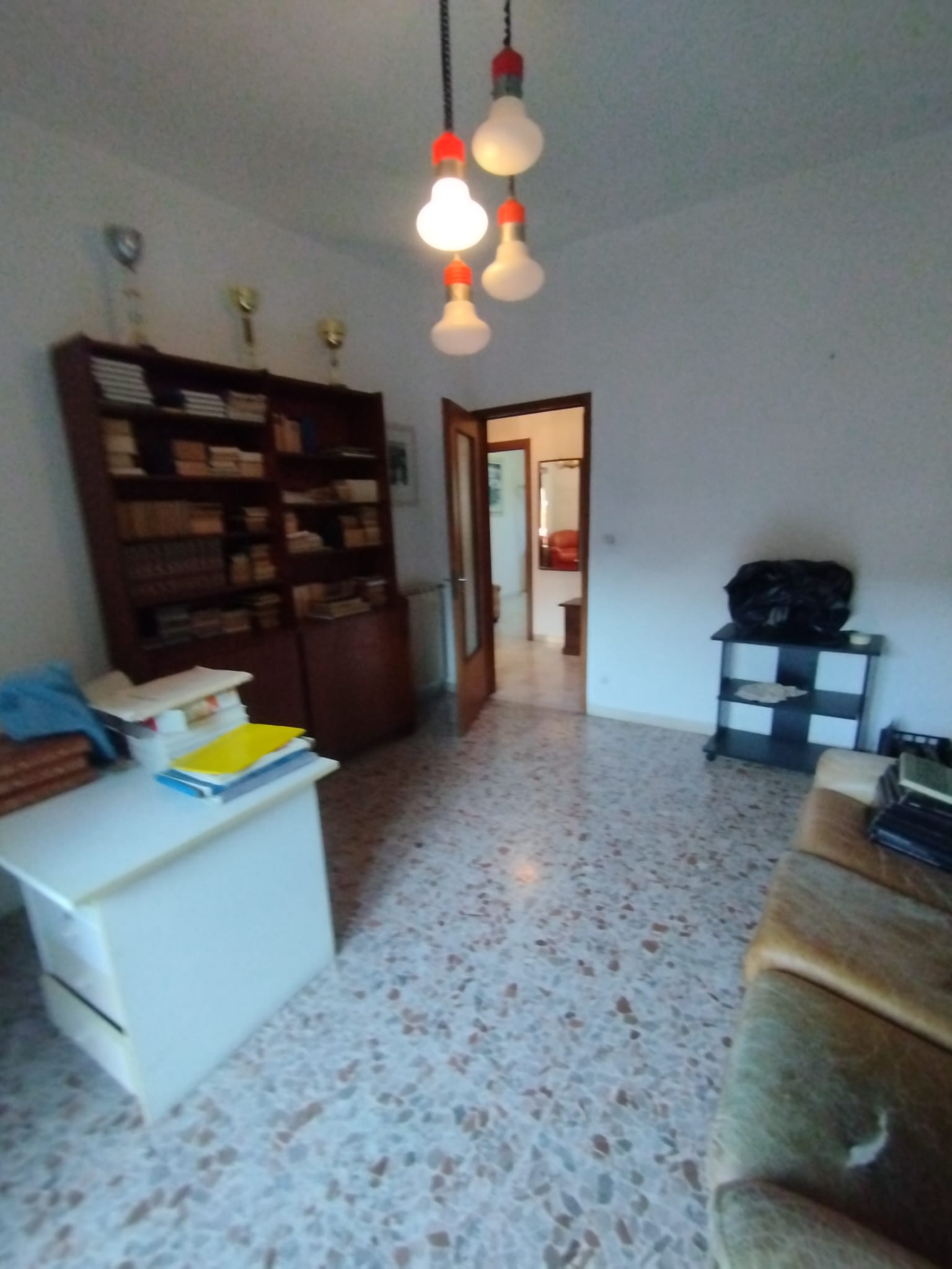 Periferia Sud, 3 Bedrooms Bedrooms, ,1 BagnoBathrooms,Appartamento,Vendita,1433